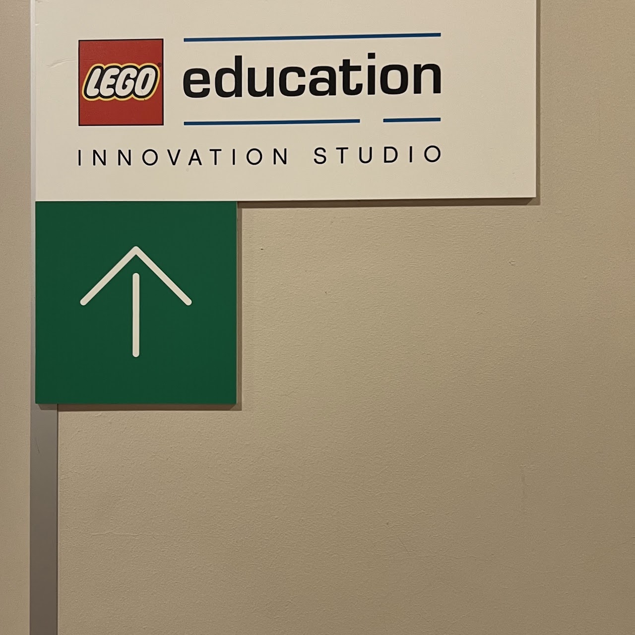 Inovația digitală — parte integrantă a identității educaționale